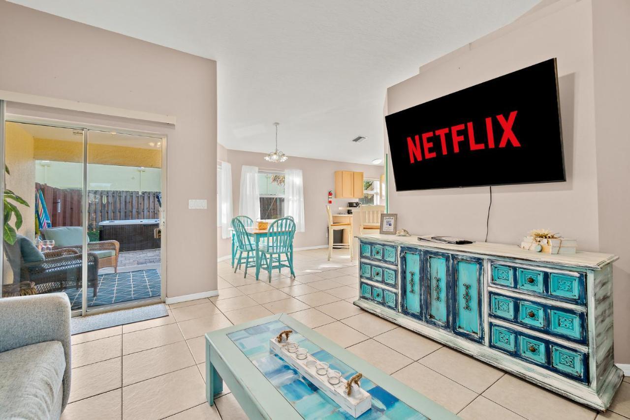 Sunset Serenity - 3Br Beach Townhome With Outdoor Patio - New Hot Tub, Steps To Ocean Fun! เมลเบิร์น ภายนอก รูปภาพ