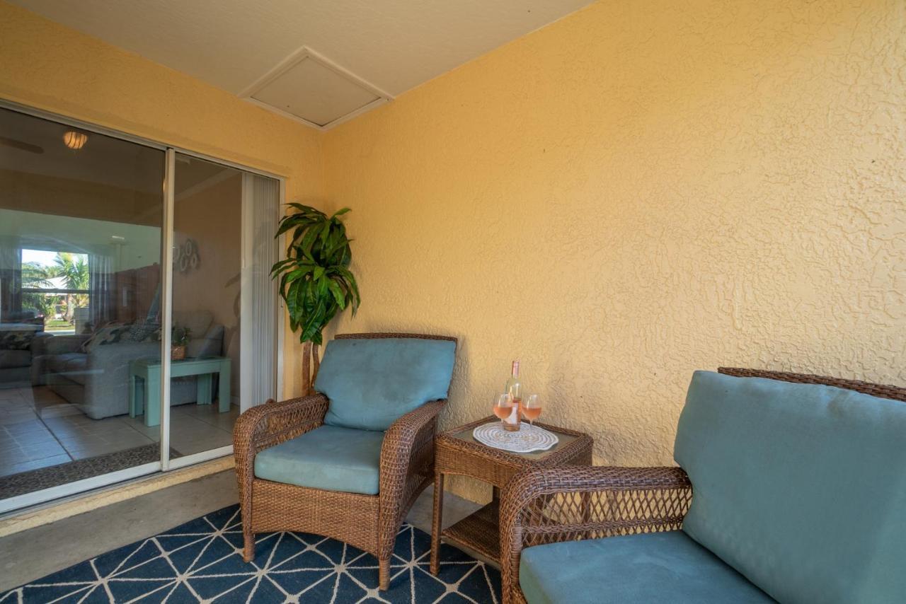 Sunset Serenity - 3Br Beach Townhome With Outdoor Patio - New Hot Tub, Steps To Ocean Fun! เมลเบิร์น ภายนอก รูปภาพ