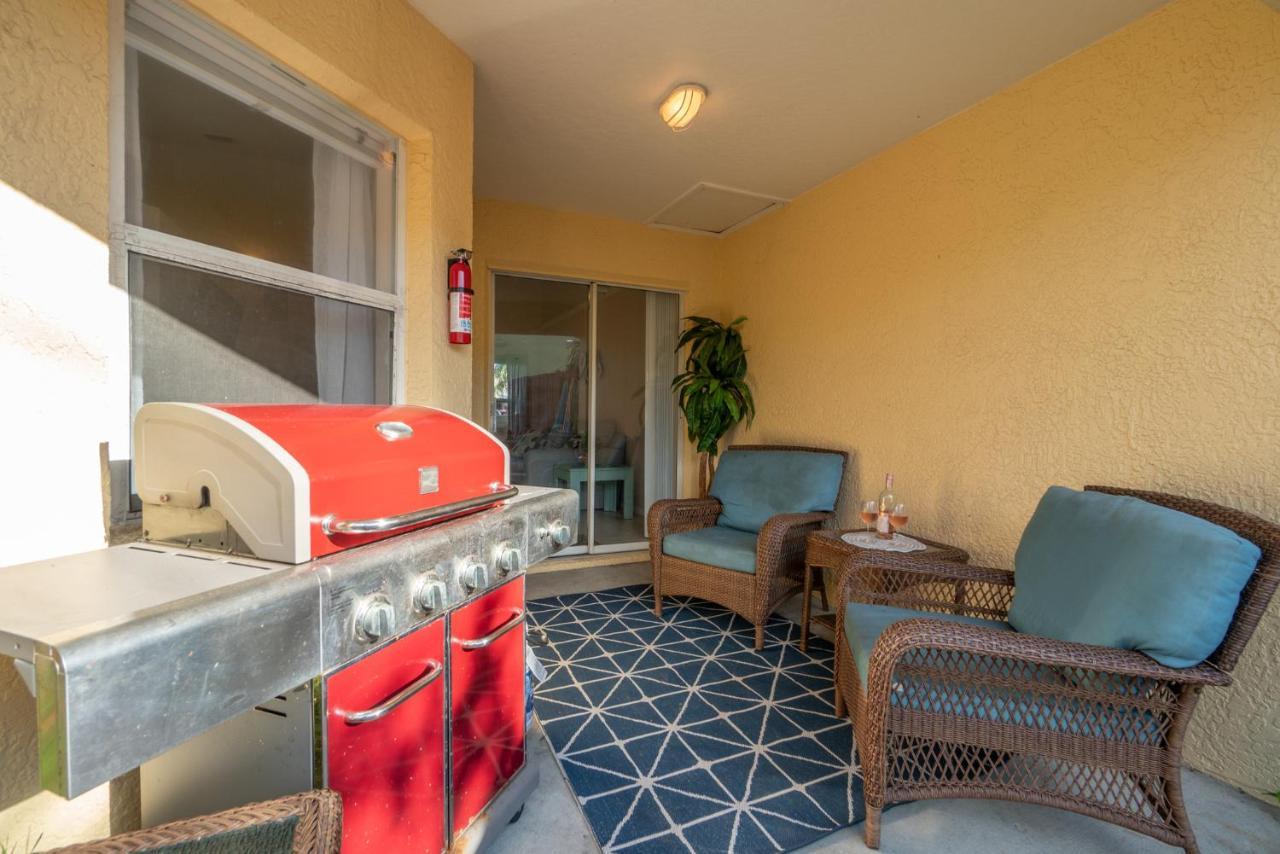 Sunset Serenity - 3Br Beach Townhome With Outdoor Patio - New Hot Tub, Steps To Ocean Fun! เมลเบิร์น ภายนอก รูปภาพ